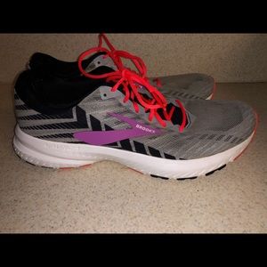 Brooks Launch 6 running shoes-size 11